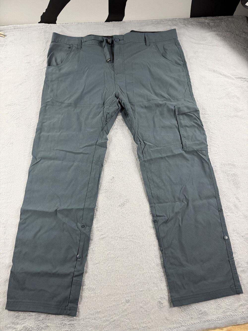 Prana Mens Size 42x30 Stretch Zion Belted Slim Fit Cargo Pants Blue Performance